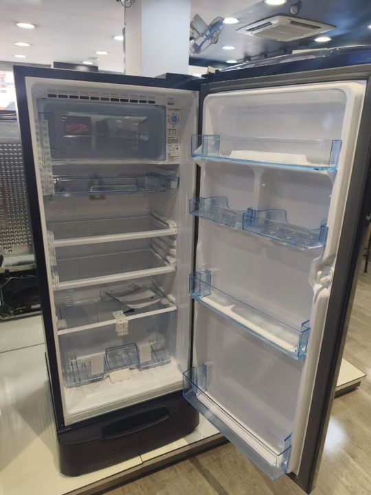 RR20T282ZU8%20Samsung%20Single%20Door%20Refrigerator%20with%20Digital%20Inverter%20Compressor,%20192L%20-%20Image%203