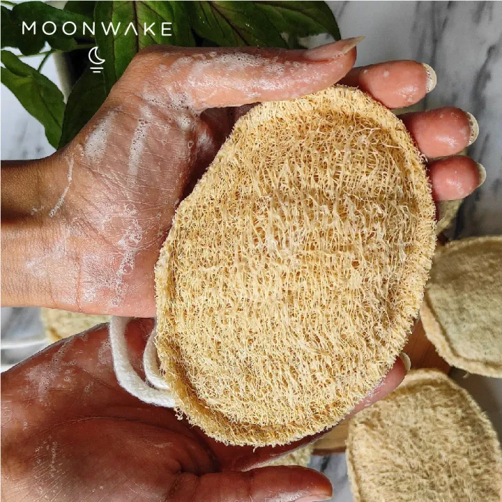 Moonwake%20Natural%20Loofah%20Sponge%20Scrub%20Pads%20-%20Image%203