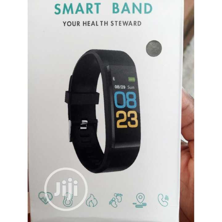 Smart%20Band%20Your%20Health%20Steward%20-%20Image%202
