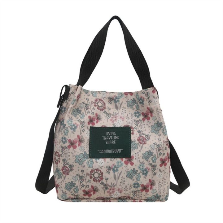 Retro%20Nylon%20Shoulder%20Bag%20Flower%20Pattern%20Comfortable%20Bucket%20Bag%20Large%20Capacity%20Portable%20Tote%20Bag%20-%20Image%203
