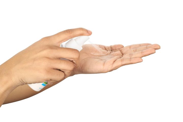 mamaearth%20Natural%20Mosquito%20Repellent%20Spray,%20100ml%20-%20Image%204