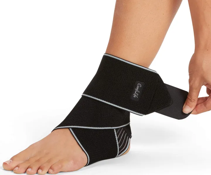 Ankle%20Support%20With%20Adjustable%20Compression%20Strap%20For%20Sprained%20Ankle%20-%20Image%203