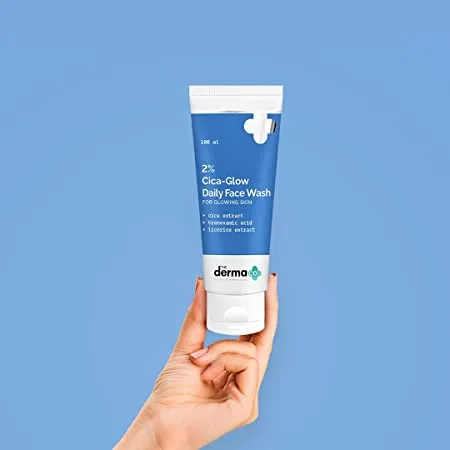 The%20Derma%20Co.%202%25%20Cica-Glow%20Daily%20Face%20Wash%20with%20Tranexamic%20Acid%20&%20Licorice%20Extract%20-%20100ml%20-%20Image%2010