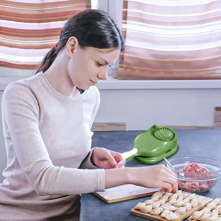 Momo%20Maker%20&%20Gujiya%20Maker,2-in-1%20Dumpling%20Maker%20with%20Dumpling%20Skin%20Press%20&%20Mould,Food-Grade%20Pp%20Material,Easy%20to%20Use%20Momo%20Maker%20-%20Image%202