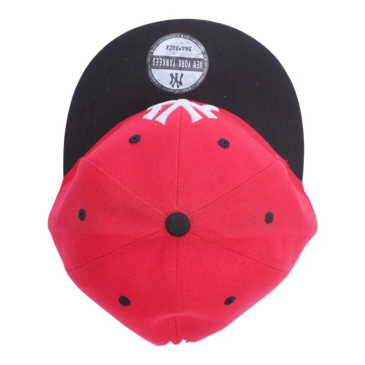Red%20Color%20Classic%20Printed%20Cap%20For%20Boys%20-%20Image%204