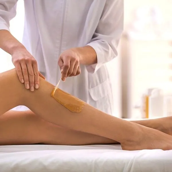 Half%20Leg%20Waxing%20by%20Murarkey%20-%20Image%202