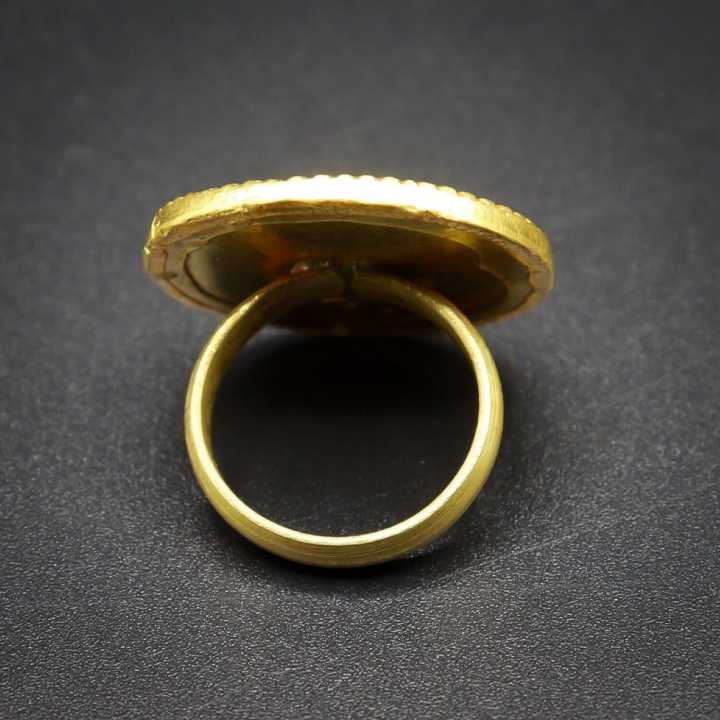 Pure%20Gold%20Ring%20With%20Panchadhatu%20Handle%20For%20Women%20-%20Image%203