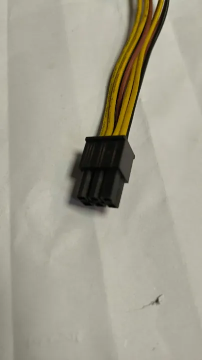 4pin%20dual%20molex%20IDE%20to%206pin%20PCI-E%20Express%20GPU%20power%20cable%20video%20graphics%20card%20-%20Image%204