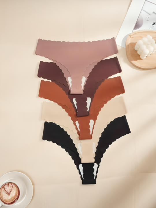 Seamless%20Women%E2%80%99s%20Sports%20Thong%20%E2%80%93%20Low%20Waist%20Soft%20Comfortable%20Panty%20with%20Cotton%20Crotch%20%7C%20Lightweight%20Wavy%20Edge%20Innerwear%20-%201%20Pcs%20-%20Image%203