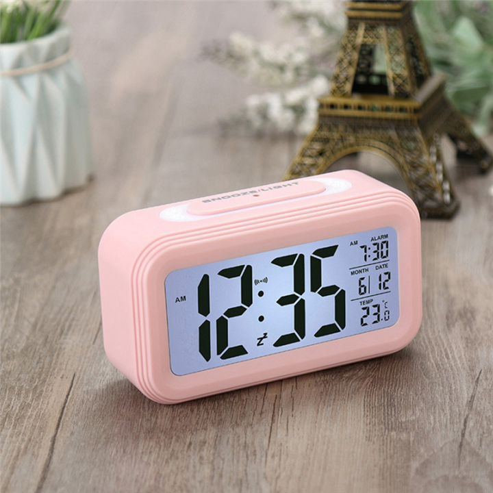 Digital%20Alarm%20Clock,%20LED%20Light%20Up%20Alarm%20Clock,%20Battery%20Operated%20Silent%20Aalarm%20Travel%20Clock,Black%20-%20Image%204
