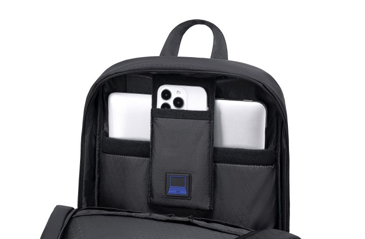 Everesco%20Eveo%20Luxe%20Black%20Laptop%20Backpack%20-%20Image%203