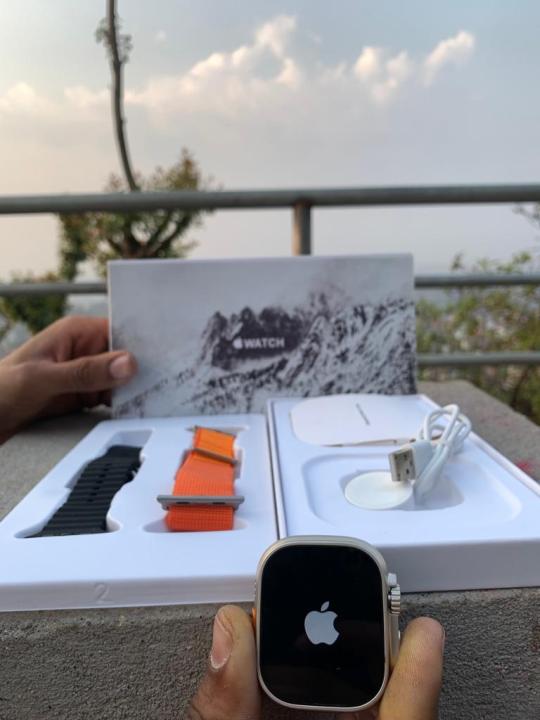 Ultra%208%20Smart%20Watch%20-%20Image%203