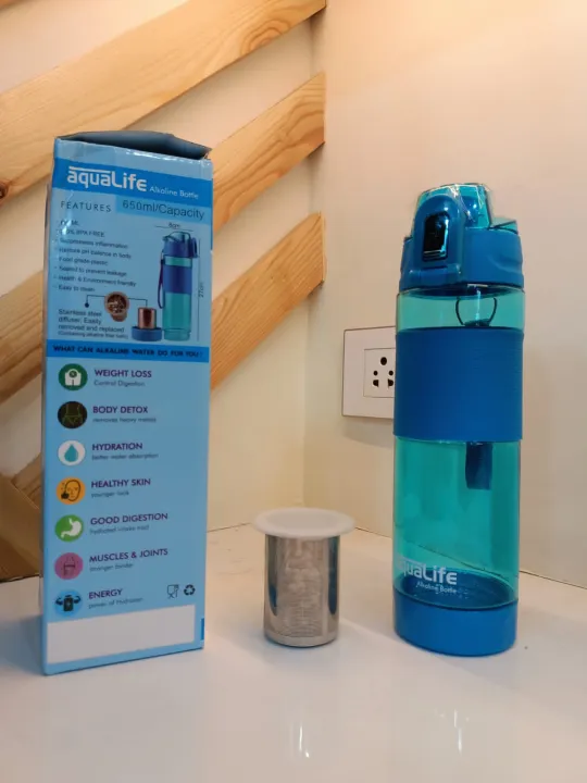Alkaline%20Water%20Bottle%20(AQUALIFE)%20with%20Inbuilt%20Mineral%20-%20Image%204