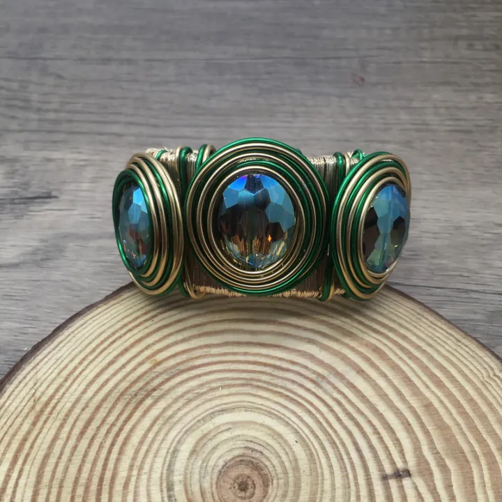 %E3%80%90Cheap%E3%80%91Distinctive%20Exaggerated%20Handmade%20Color%20Woven%20Wide%20Bracelet%20Crystal%20Pearl%20Shell%20Natural%20Stone%20Open%20Bracelet%20for%20Women%20-%20Image%205