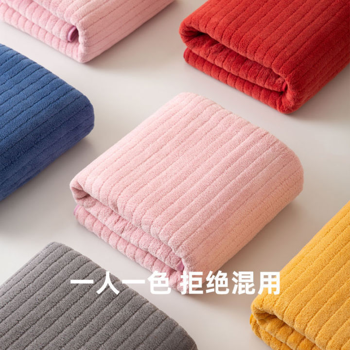 Coral%20fleece%20bath%20towel%20thickened%20extra%20large%20household%20absorbent%20men's%20and%20women's%20quick-drying%20couple%20wrap%20towel%20adult%20face%20wash%20bath%20towel%20-%20Image%204