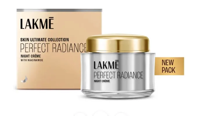 Lakme%20Absolute%20Perfect%20Radiance%20Skin%20Brightening%20Day%20Creme(50g)%20-%20Image%207