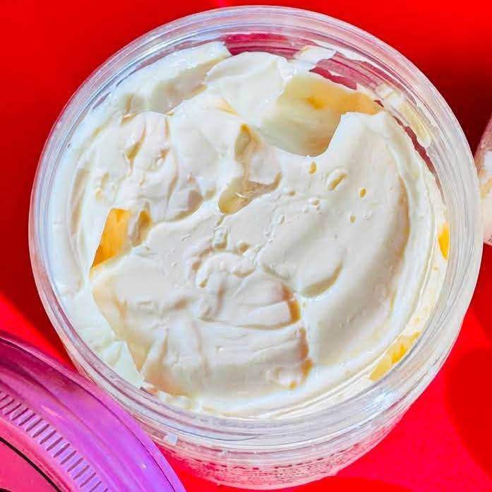 Kem%20Cot%20Thai%20Nguyen%20Chat%20Body%20Cream%20250mL%20-%20Image%205