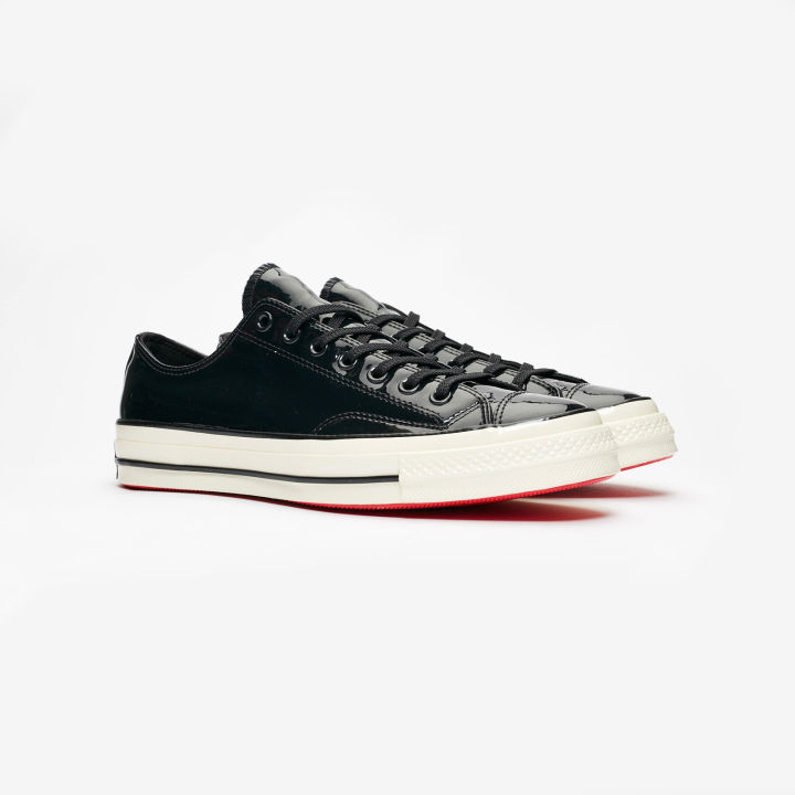 Converse%20Chuck%20Taylor%20All%20Star%2070's%20Ox%20Black%20Sneaker%20for%20Unisex%20162438C%20-%20Image%206