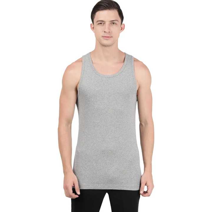 Jockey%20FP04%20Men's%20Super%20Combed%20Cotton%20Rib%20Round%20Neck%20Sleeveless%20Vest%20-%20Image%208