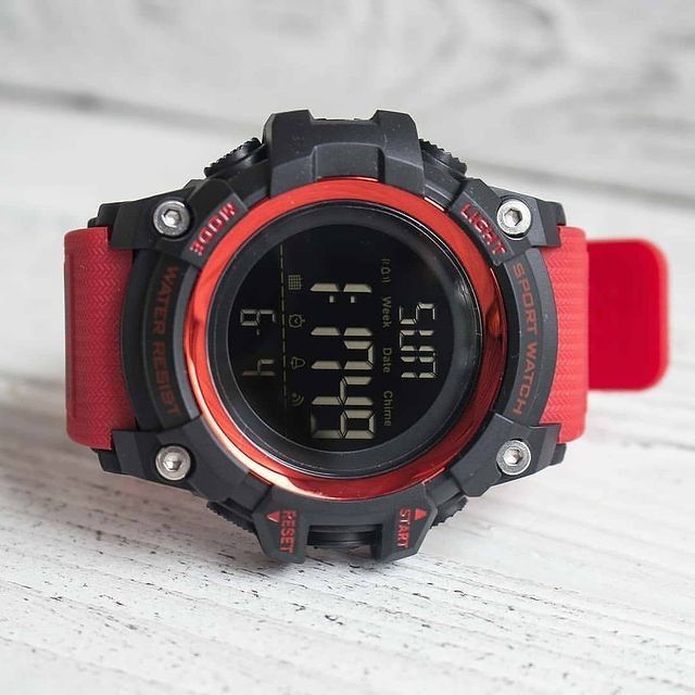SKMEI%201384%20Men's%20Outdoor%20Sports%20Electronic%20Backlight%20Waterproof%20Multi-time%20Alarm%20Watch%20-%20Red%20-%20Image%205
