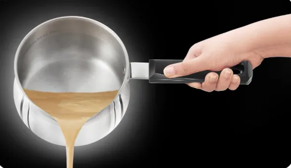 Hawkins%20Stainless%20Steel%20Induction%20Base%20T-Pan%201.5%20Litre%20With%20Toughened%20Glass%20Lid%20%7C%20Stainless%20Steel%20Multipurpose%20Pot%20-%20Image%203