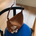 Cute Handbag Suede Shoulder Bag Solid Color Large Capacity Hobo Bag Fashion Ladies Crossbody Bag Autumn and Winter. 