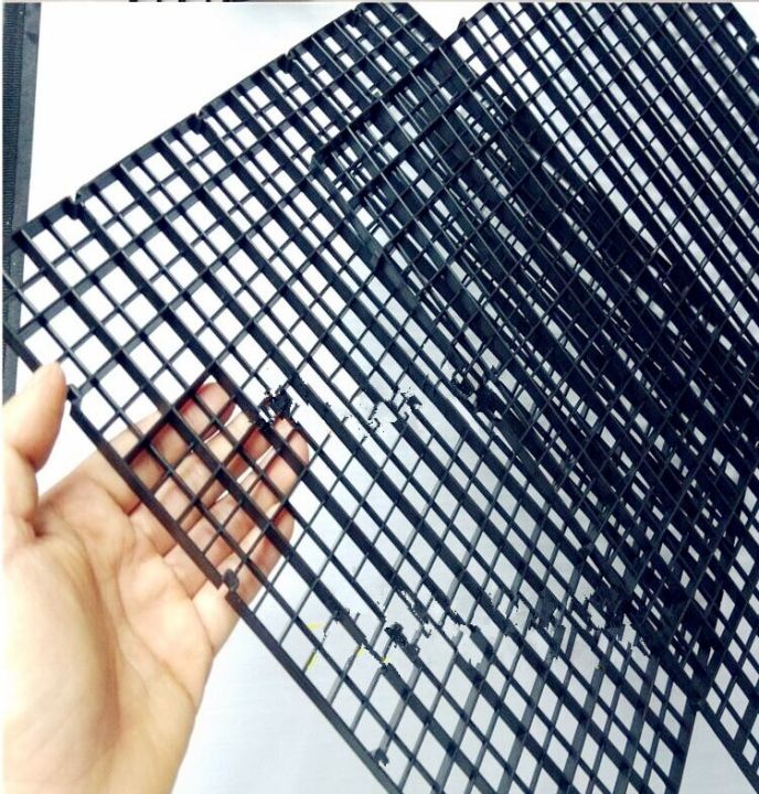 Net%20Fish%20Tank%20Divider%20For%20Breeding-Black%20By%20Crown%20Aquatics%20-%20Image%204