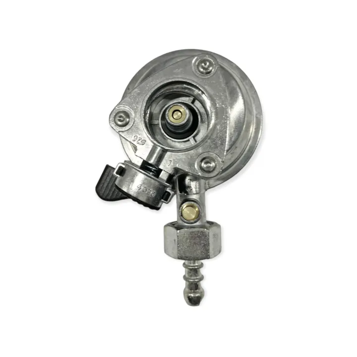 IGT%20Low%20Pressure%20LPG%20Gas%20Regulator%20With%20Auto%20Shut%20Off%20Design%20With%20Maximum%20Safety%20Along%20With%202%20Meter%20Surakshya%20Gas%20Pipe%20And%20Two%20Clamps%20-%20Image%205