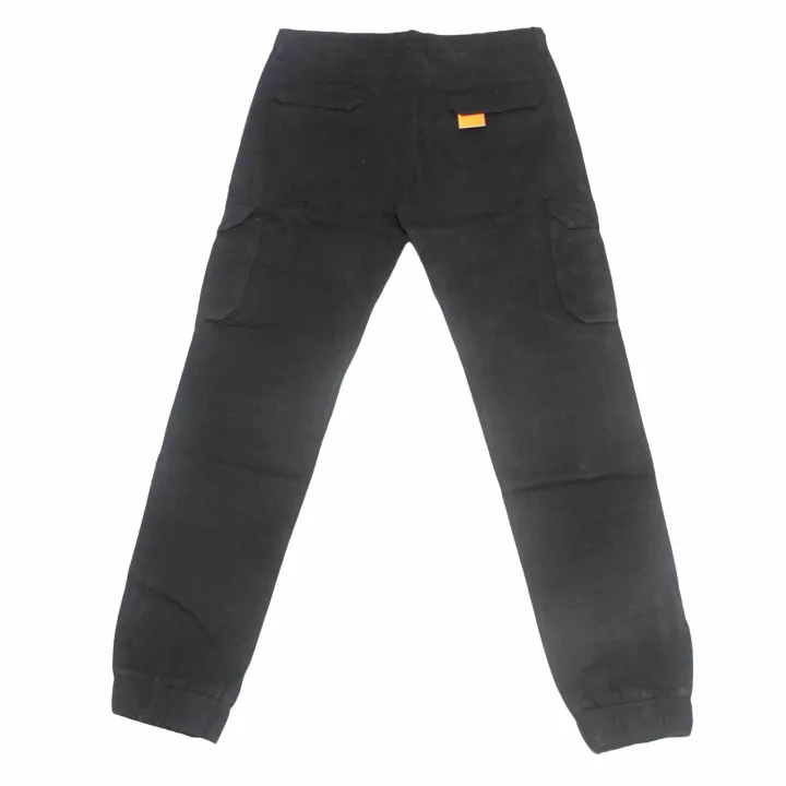 Black%20Box%20Pants%20For%20Men%20-%20Image%203