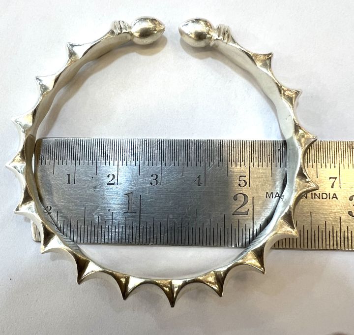 PURE%20SILVER%20HANDMADE%20RAIYA%20BALA%20FOR%20WOMEN%20250=265%20-%20Image%205