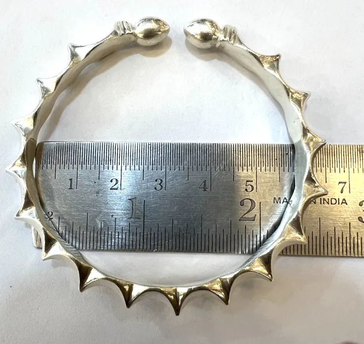 PURE%20SILVER%20HANDMADE%20RAIYA%20BALA%20FOR%20WOMEN%20250=265%20-%20Image%205