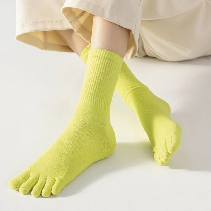 New 5 or 10 Pairs Women Sports Toe Socks with Separate Fingers High Tube Five Finger Cotton Crew Socks Yoga High Quality