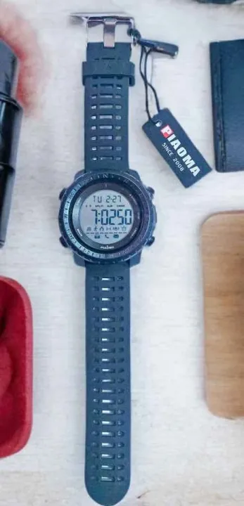 Big%20Display%20Digital%20Rubber%20Strap%20Sports%20Watch%20For%20Men%20-%20Black%20%7C%20Fashion%20Big%20Display%20Sports%20Watch%20For%20Men%20-%20Image%203