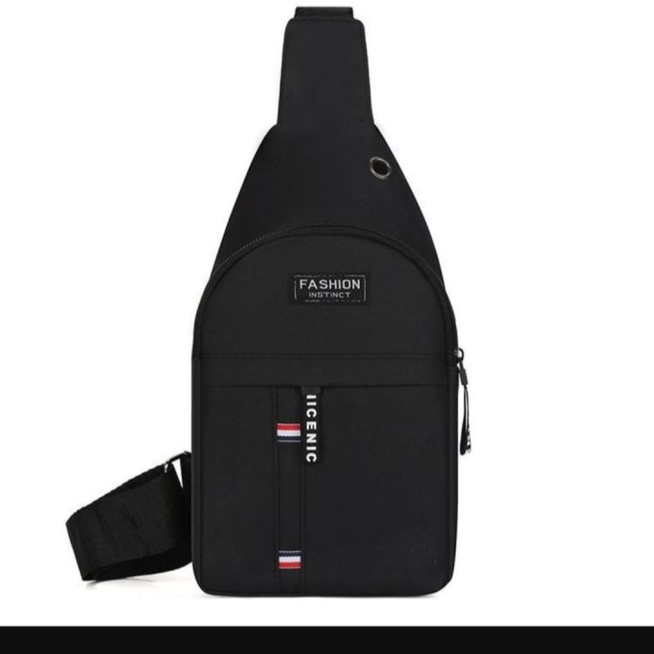 Men’s Chest Bag Lightweight Outdoor Cross Body Single Shoulder Bag Water Proof Single Strap Backpack With Headphone Hole
