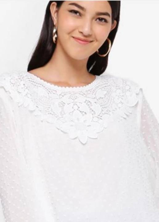 White%20Lace%20Tops%20-%20Image%203