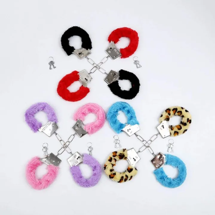 Hand%20cuff%20Stainless%20Steel%20Chain%20Handcuffs%20Plush%20Handcuffs%20Adult%20Game%20Toy%20Sex%20Toys%20for%20Couples%20-%20Image%206