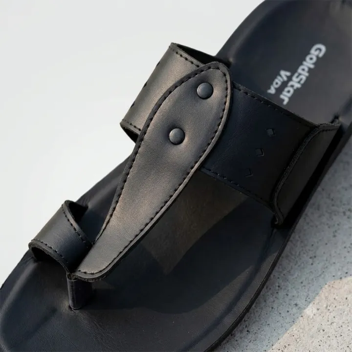Goldstar%20Rocco%203007%20Black%20Men's%20Toe-Loop%20Sandals%20%E2%80%93%20Comfortable%20Daily%20Wear%20Casual%20Chappal%20-%20Image%204