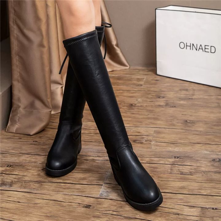 Premium%20Chic%20Women%E2%80%99s%20Leather%20Mid-Calf%20Boots%20with%20Comfortable%20Thick%20Heel%20in%20Black%20-%20Image%203