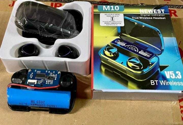 Vylon%20Original%20M10%20and%20Mini%20Bluetooth%20Ear%20Bud%20-%20Handfree%20-%20EarPhone%20-%20Ear%20Bud%20Premium%20Quality%20Bluetooth%20Handsfree%20For%20All%20Mobile%20-%20Image%208