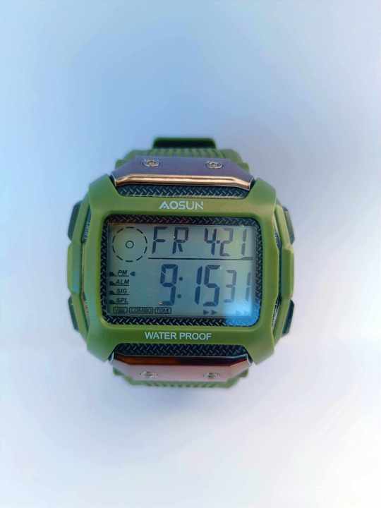 Electro%20Tech%20-%20New%20Unisex%20Digital%20AOSUN%20Water%20Proof%20Watch%20with%20Alarm%20&%20Stop%20Watch%2030m%20Water%20Resistant%20With%20Stainless%20Steel%20Back%20-%20Image%204