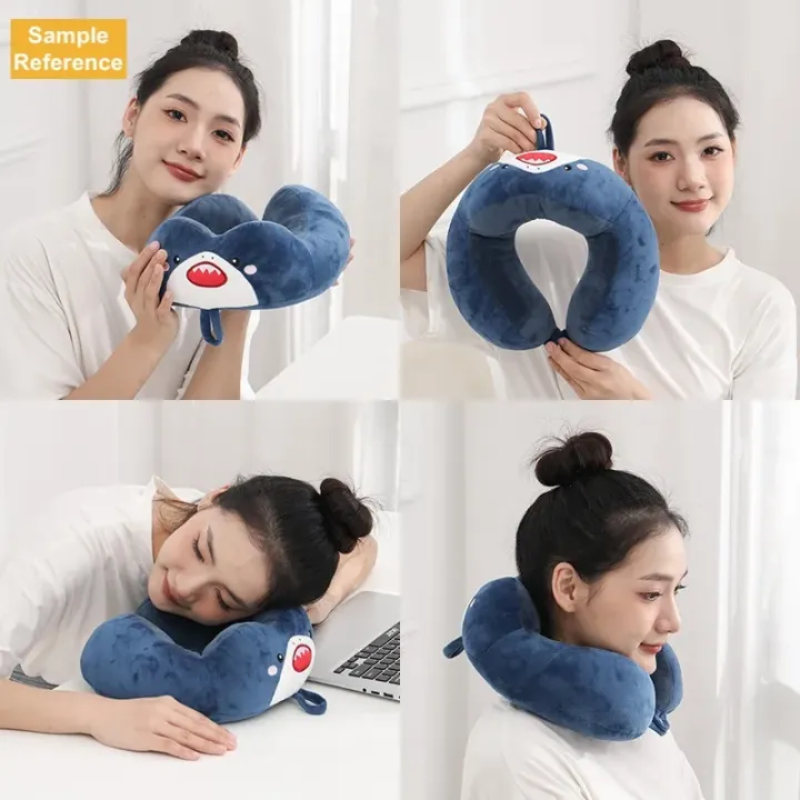KOJA%20Flying%20Bear%20*%20Topentar%20U%20shaped%20neck%20pillow%20-%20Image%203