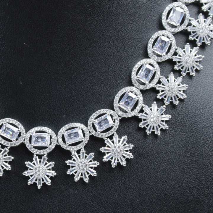 American%20Diamond%20Jewellery%20Set%20For%20Women%20-%20Image%203