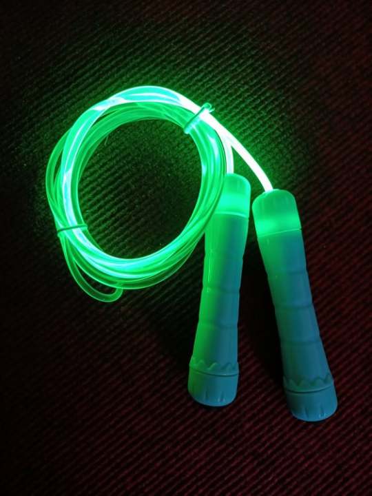 Glowing Skipping Rope, Cold Light Skipping Rope with LED Light, Jump Rope for Working Out，Suitable for Children, Girls, Boys, Students, Adults Skipping Exercise Fitness Light Show, Indoor and Outdoor Jumping Sports and Night Parties