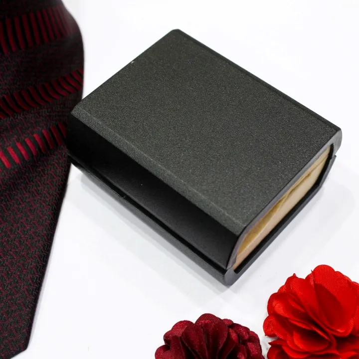 Black%20Abstract%20Circle%20Design%20Cufflink%20-%20Set%20Of%202%20-%20Image%204