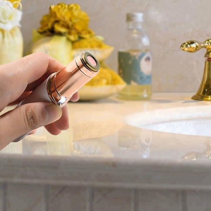 Finishing%20Touch%20Flawless%20Women's%20Painless%20Hair%20Remover%20With%20Rechargeable%20Battery%20-%20Image%209