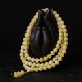 【Mega beeswax multi-circle bracelet white nectar necklace amber 108 sweater mineral white honey bracelet for men and women. 