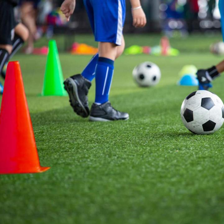 Sports%20Training%20Field%20Agility%20Space%20Marker%20Cones%20%7C%20Marking%20Cone%20%7C%20Pack%20of%2010%20-%20Image%206