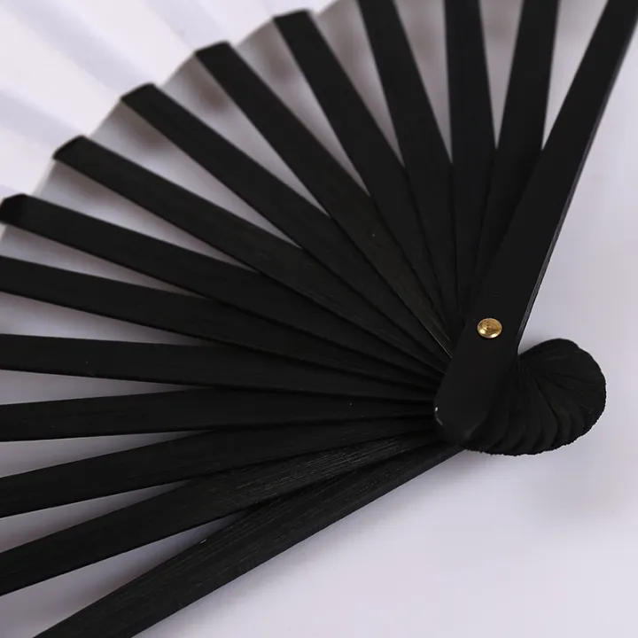 Traditional%20Chinese%20Folding%20Fans%20-%20Image%202