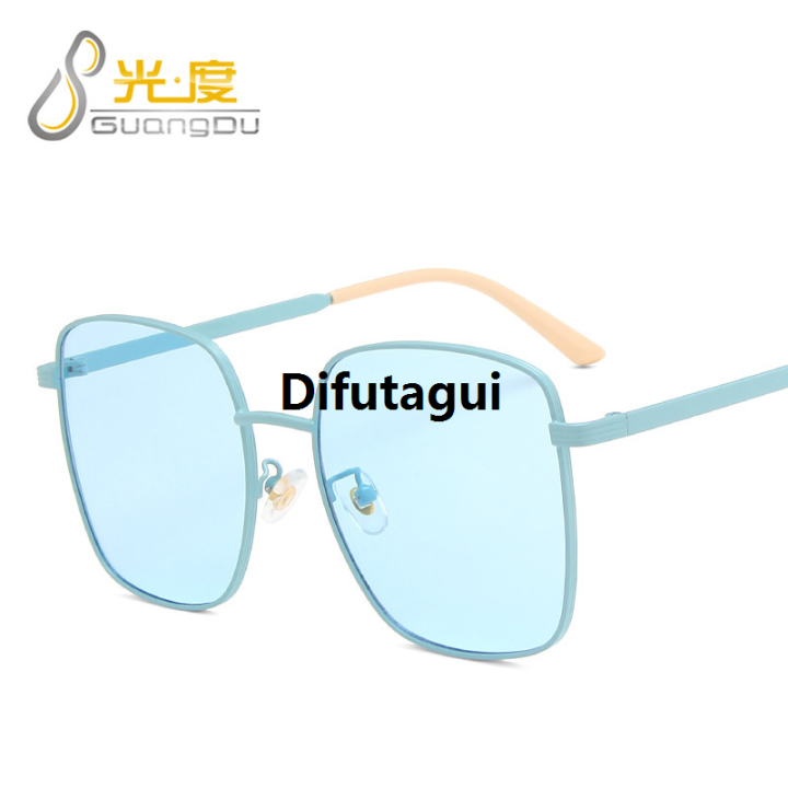 Difutagui%20Profesional%20%5B%20New%20%5D2021%20Korean%20Fashion%20Light%20Color%20in%20Women's%20Sunglasses%20Transparent%202025%20New%20Blue%20Sunglasses%20Trendy%20Street%20Shot%20Frosted%20Green%20Square%20Glasses%20-%20Image%205