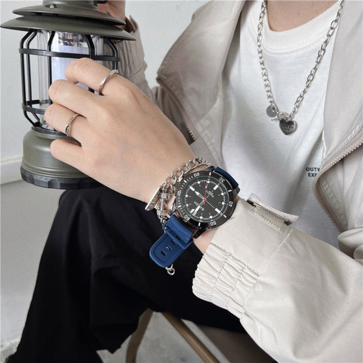 Watch%20for%20Men%20and%20Women%20Ethnic%20Style%20Simple%20Junior%20High%20School%20Student%20Cool%20Quartz%20Watch%20-%20Image%204